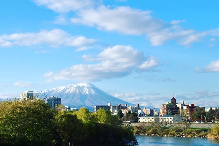 岩手・盛岡の老人ホーム紹介 Laughter（ラフター）/地域一番の情報量